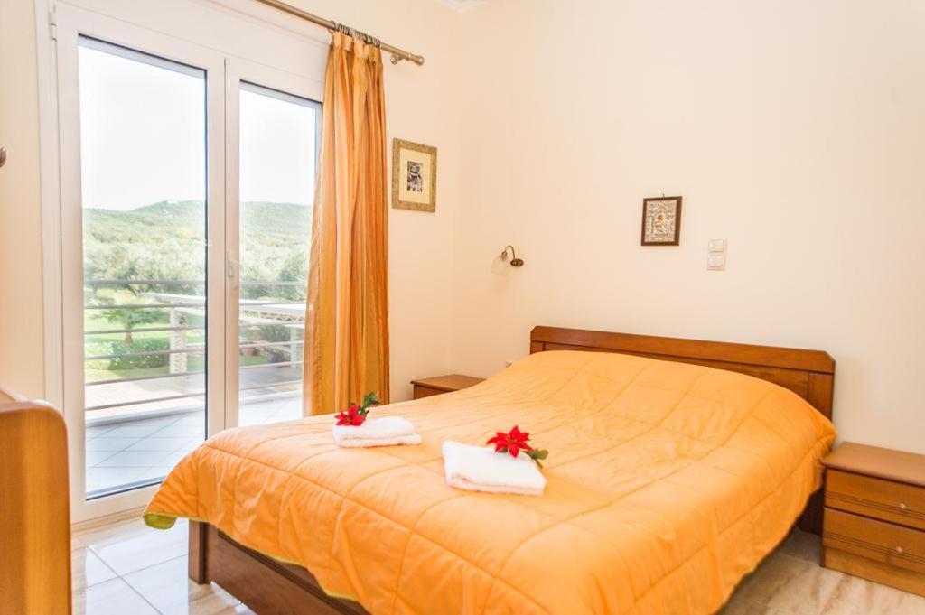 Cozy Flats In An Olive Grove By The Sandy Beach Kánalos Buitenkant foto