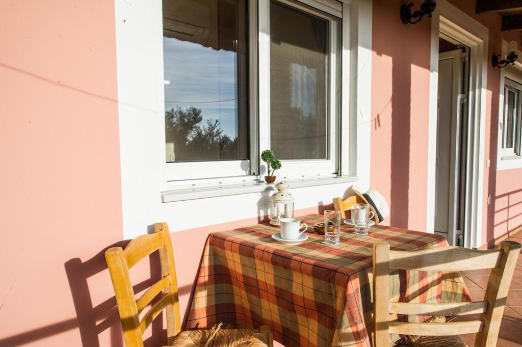 Cozy Flats In An Olive Grove By The Sandy Beach Kánalos Buitenkant foto